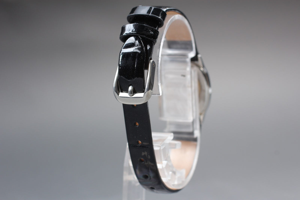 1984 MINT/Box, Paper OMEGA De Ville 19mm 591.0281 Quartz Silver Women's Vintage