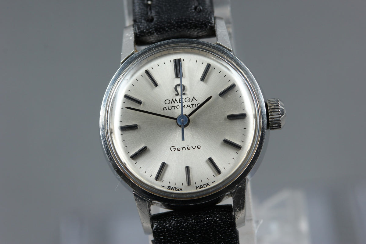 1969 Near MINT OMEGA Seamaster Geneve 21mm 565.002 Automatic Women's Vintage