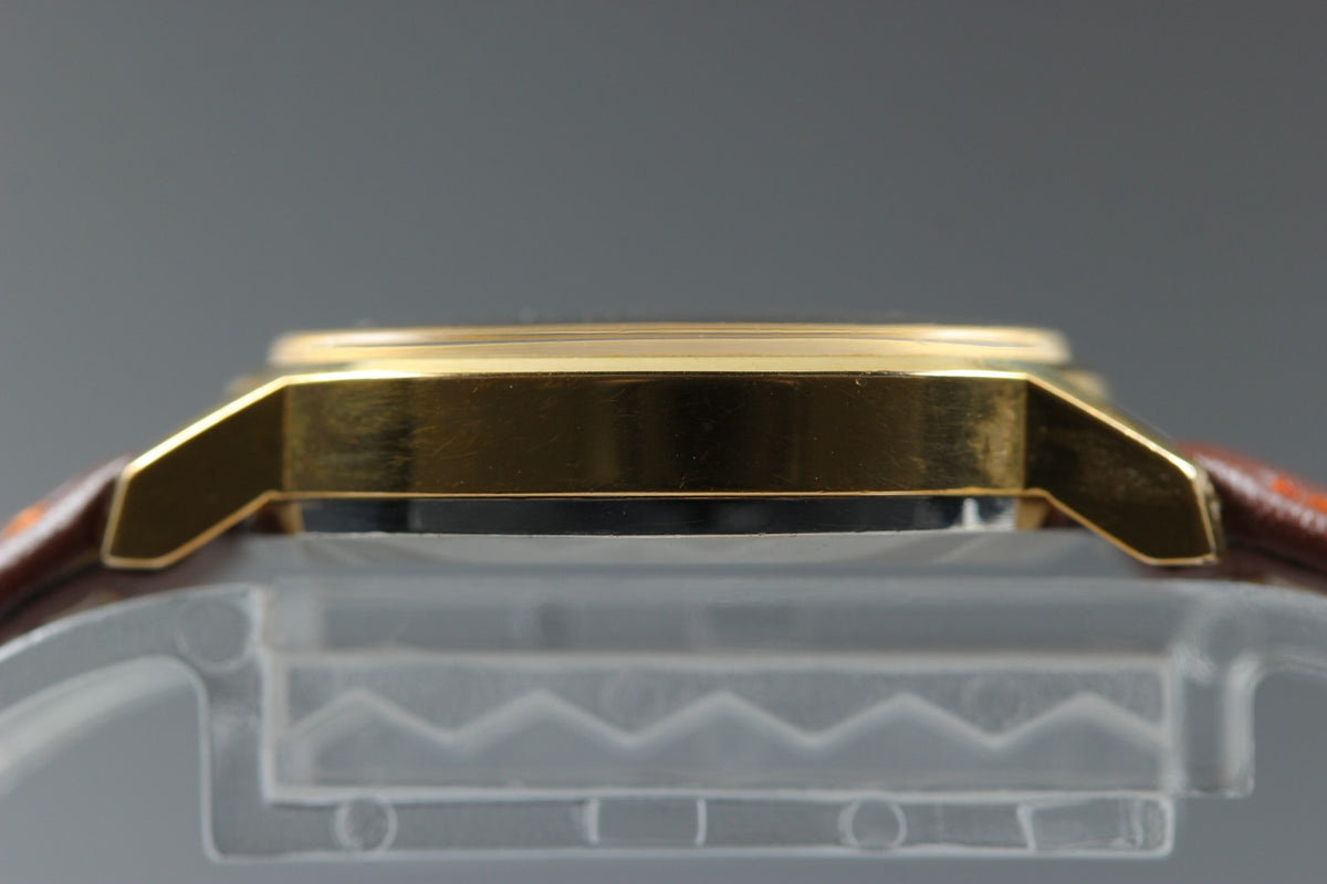 1979 Near MINT OMEGA De Ville 21mm 511.0509 Manual Gold Dial Women's Vintage