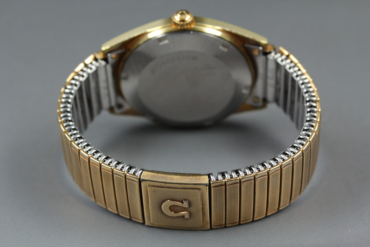 1968 Near MINT OMEGA Geneve 34mm 166.041 Automatic Champagne Dial Men's Vintage