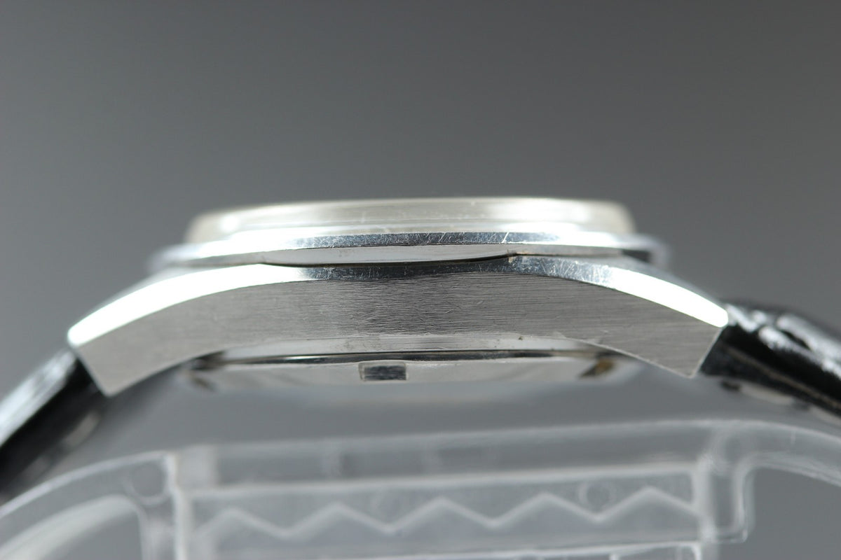 1966 Near MINT OMEGA Seamaster 25mm 566.008 Automatic Silver Dial Women Vintage