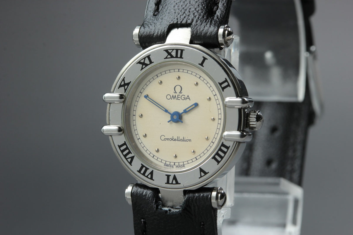 1989 Near MINT OMEGA Constellation 23mm 595.1080 Quartz White Women's Vintage