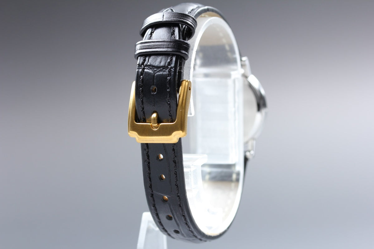 1993 Near MINT OMEGA De Ville 25mm 596.2579 Quartz White Roman Women's Vintage