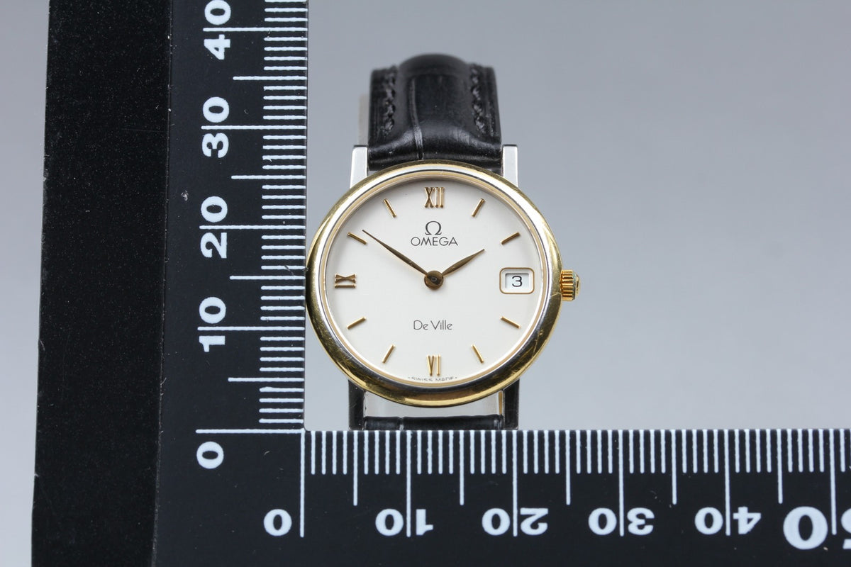 1993 Near MINT OMEGA De Ville 25mm 596.2579 Quartz White Roman Women's Vintage