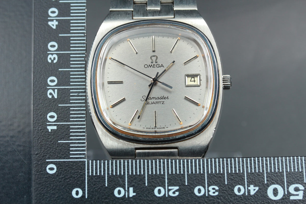 1977 Near MINT OMEGA Seamaster 35mm 196.0085 Quartz Silver Dial Men's Vintage