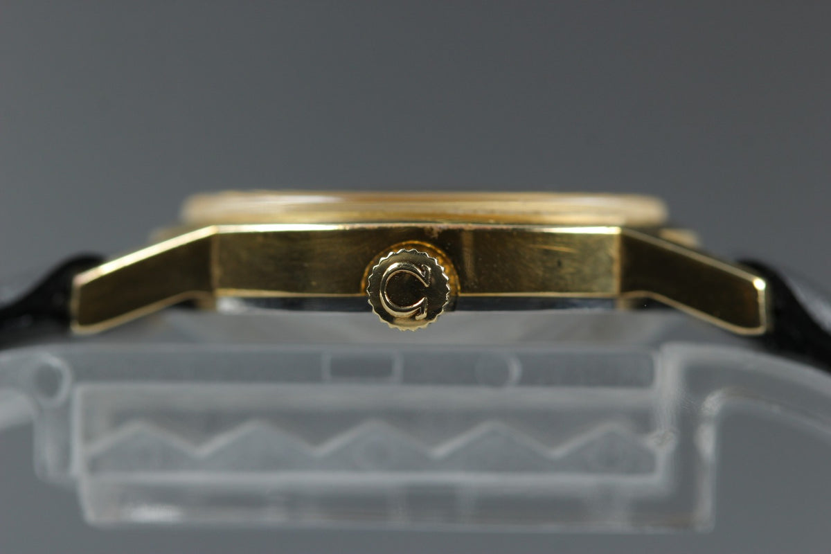 1975 Near MINT OMEGA Geneve 21mm 511.0411 Manual Gold Dial Women's Watch Vintage