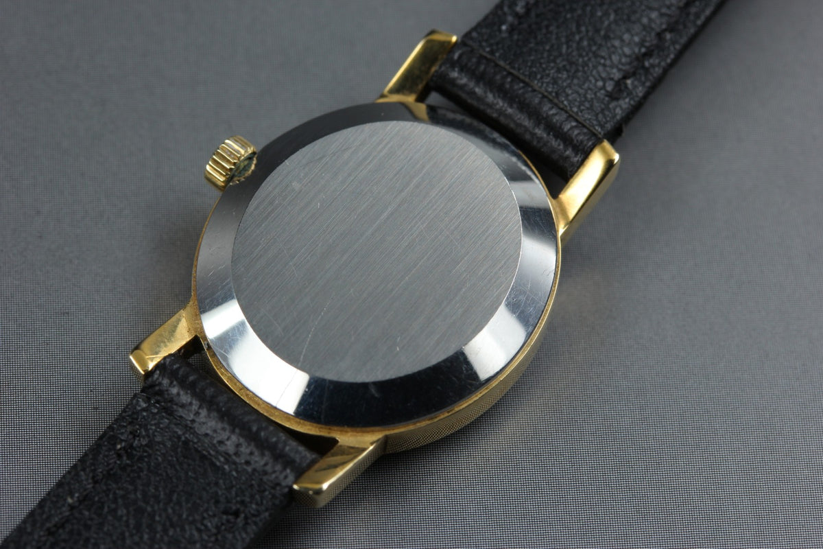 1975 Near MINT OMEGA Geneve 21mm 511.0411 Manual Gold Dial Women's Watch Vintage