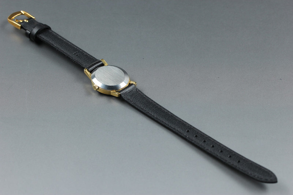 1975 Near MINT OMEGA Geneve 21mm 511.0411 Manual Gold Dial Women's Watch Vintage