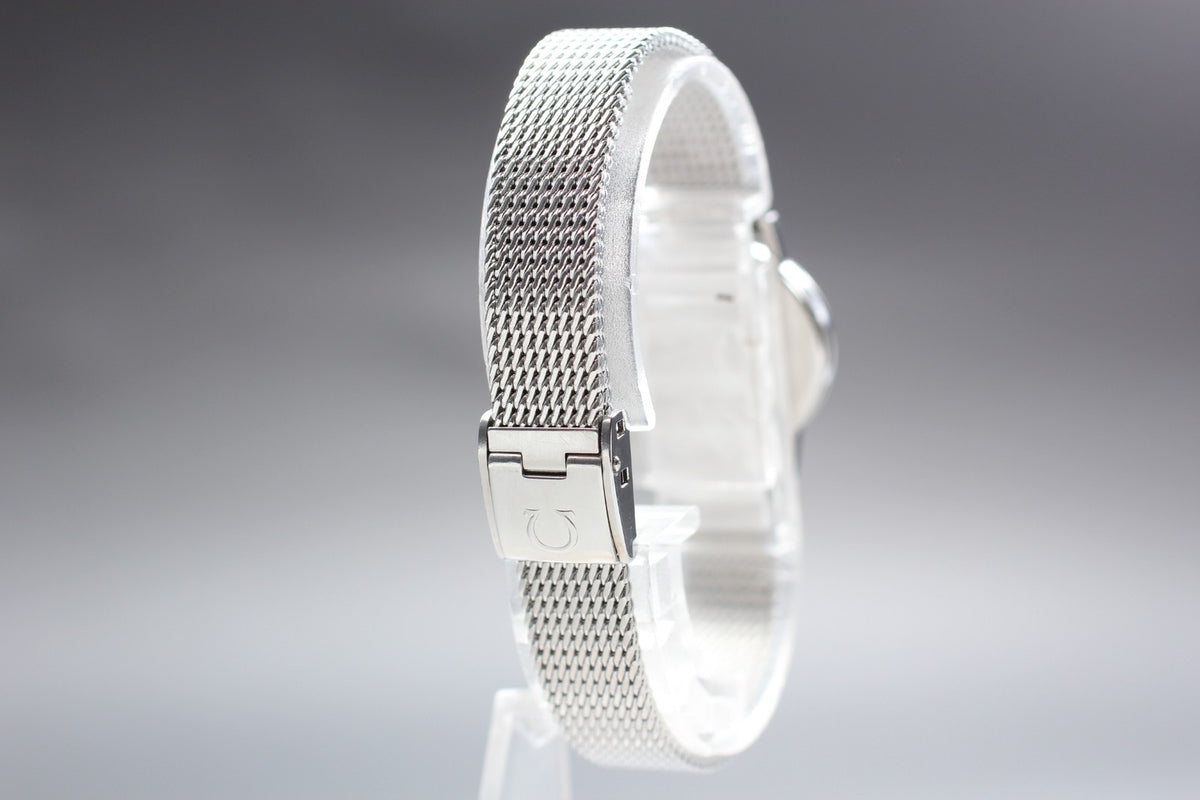 1967 Near MINT OMEGA Geneve 20mm 511.00213 Manual Silver Dial Women's Vintage