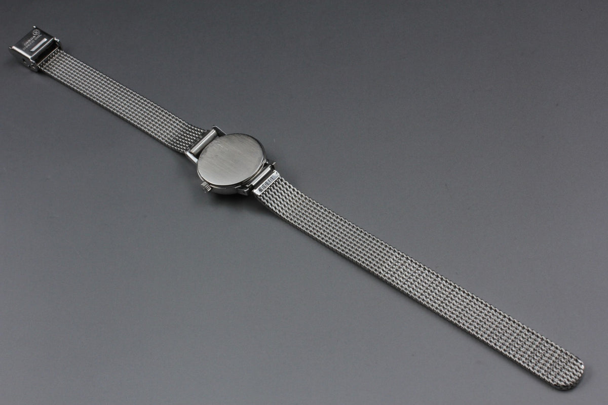 1967 Near MINT OMEGA Geneve 20mm 511.00213 Manual Silver Dial Women's Vintage