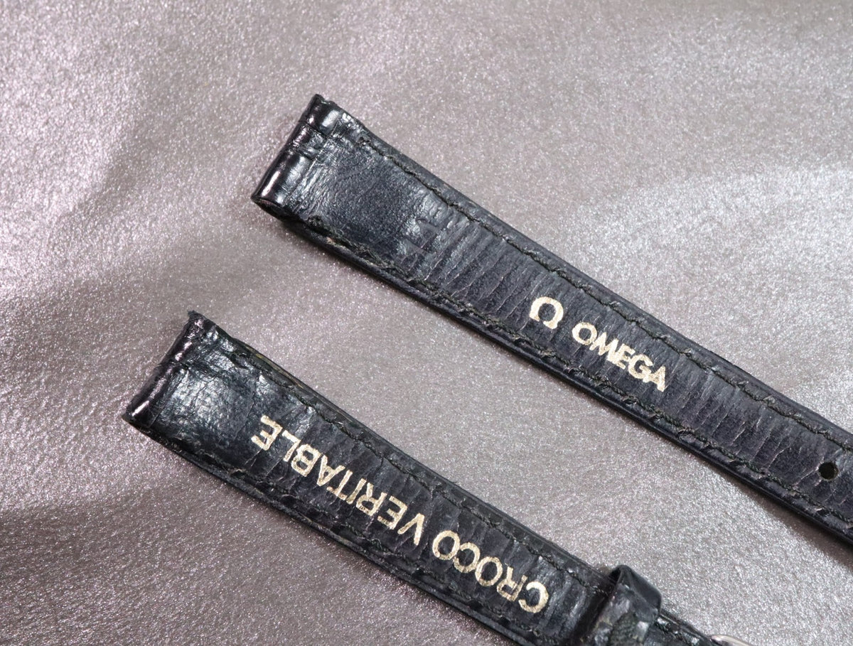 Near MINT OMEGA Vintage Black Leather Strap 11mm Silver Buckle Women's #2906