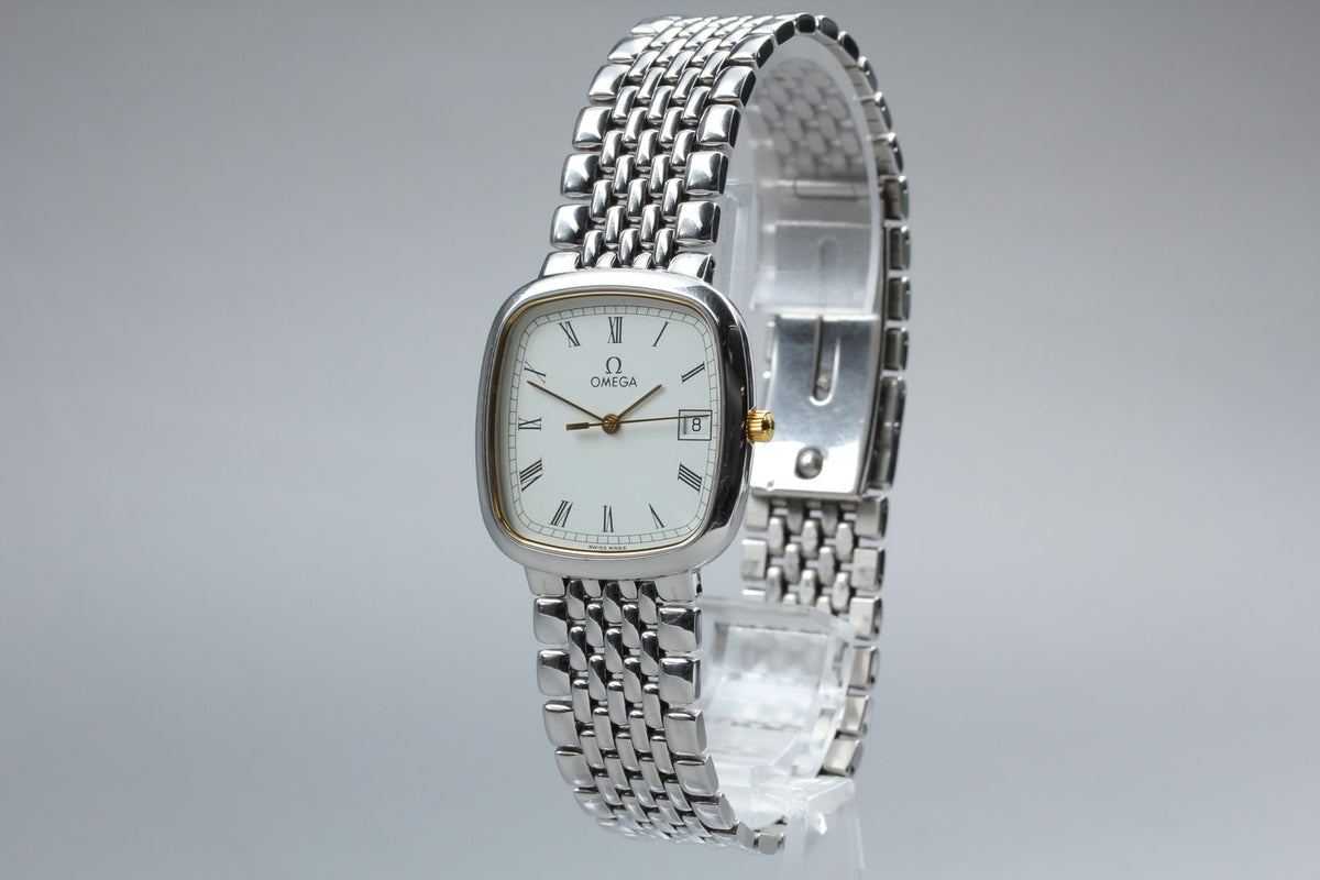 1991 Near MINT OMEGA De Ville 30mm 396.1017 Quartz White Roman Dial Men Vintage