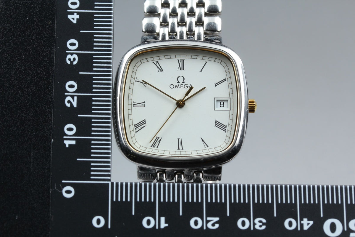 1991 Near MINT OMEGA De Ville 30mm 396.1017 Quartz White Roman Dial Men Vintage