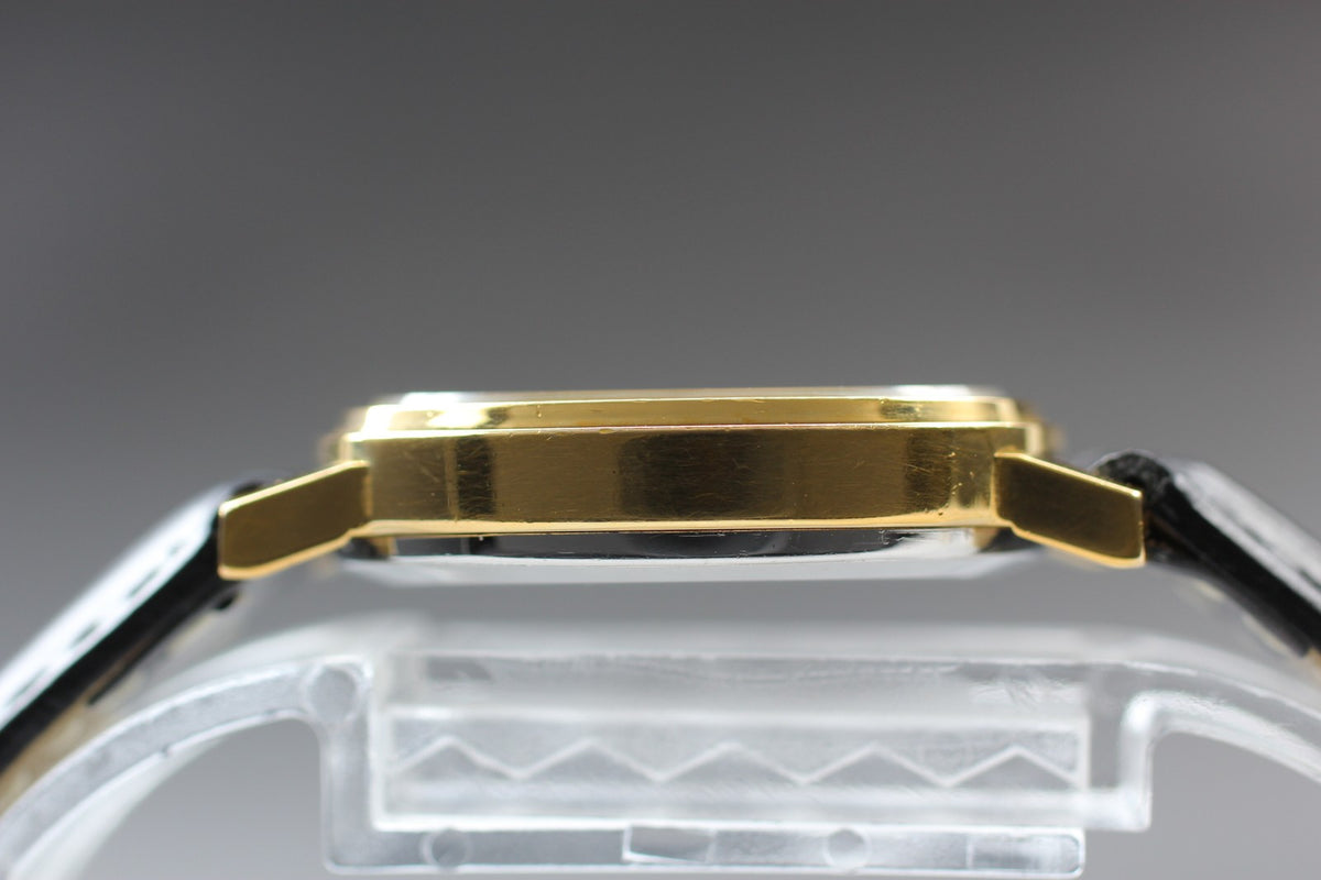 1975 Near MINT OMEGA De Ville 23mm 511.0473 Manual Gold Dial Women's Vintage