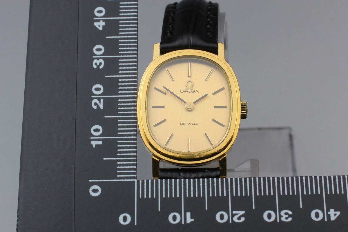 1975 Near MINT OMEGA De Ville 23mm 511.0473 Manual Gold Dial Women's Vintage