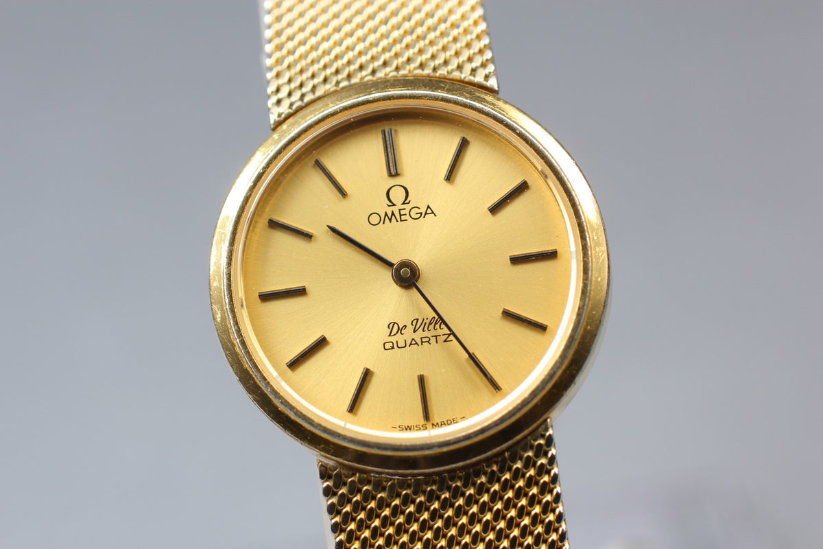 1979 Near MINT OMEGA De Ville 23mm 591.057 Quartz Gold Dial Women's Vintage