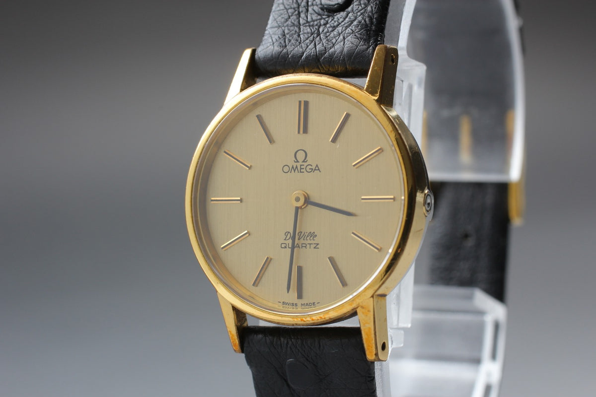 1978 Near MINT OMEGA De Ville 24mm 591.0044 Quartz Gold Dial Women's Vintage