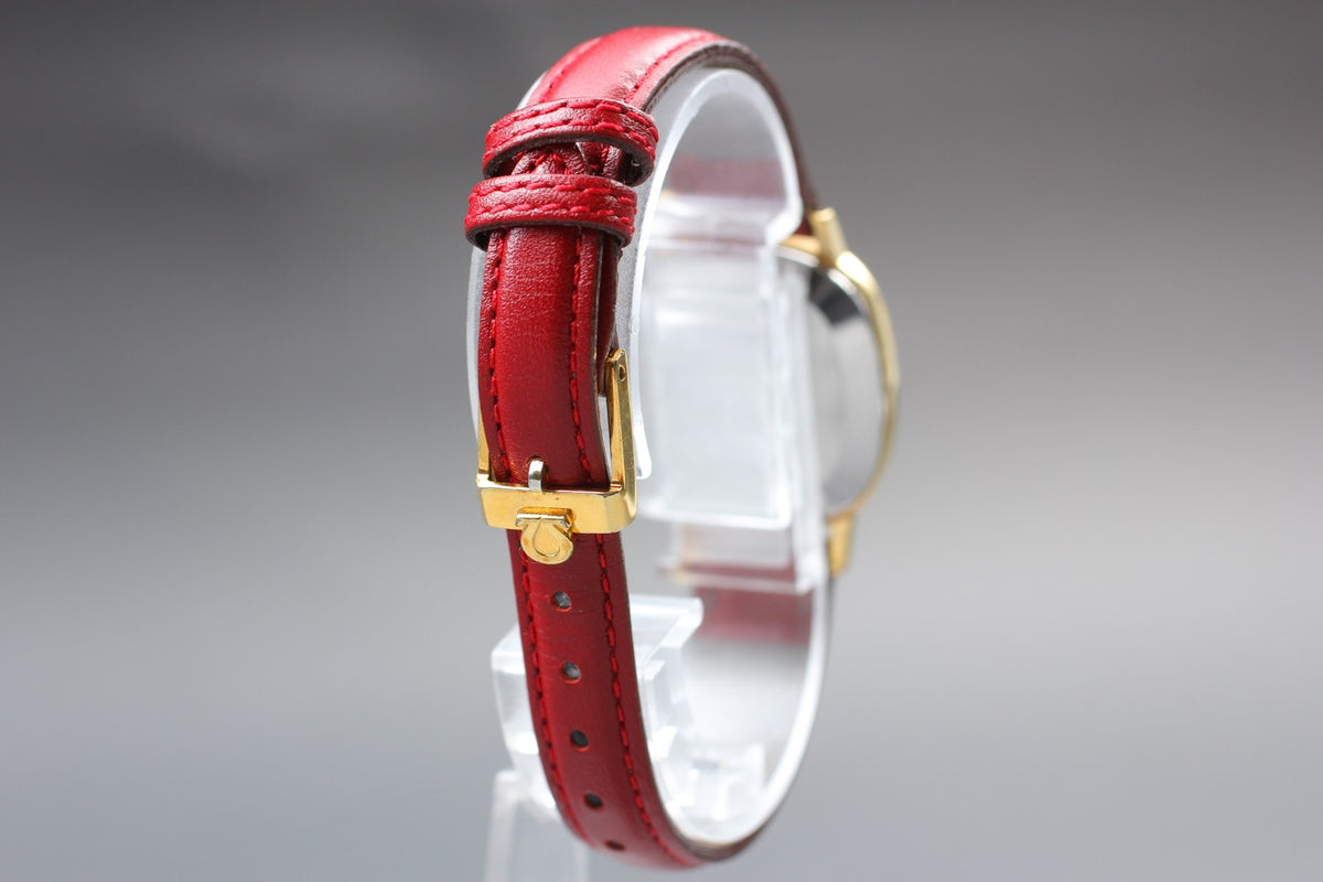 1979 Near MINT OMEGA De Ville 23mm 591.0021 Quartz Gold Dial Women's Vintage