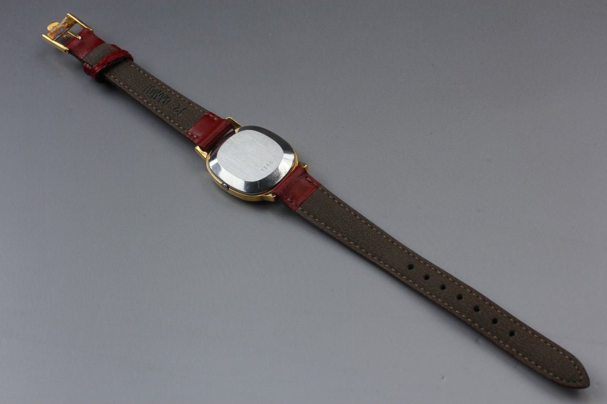 1979 Near MINT OMEGA De Ville 23mm 591.0021 Quartz Gold Dial Women's Vintage