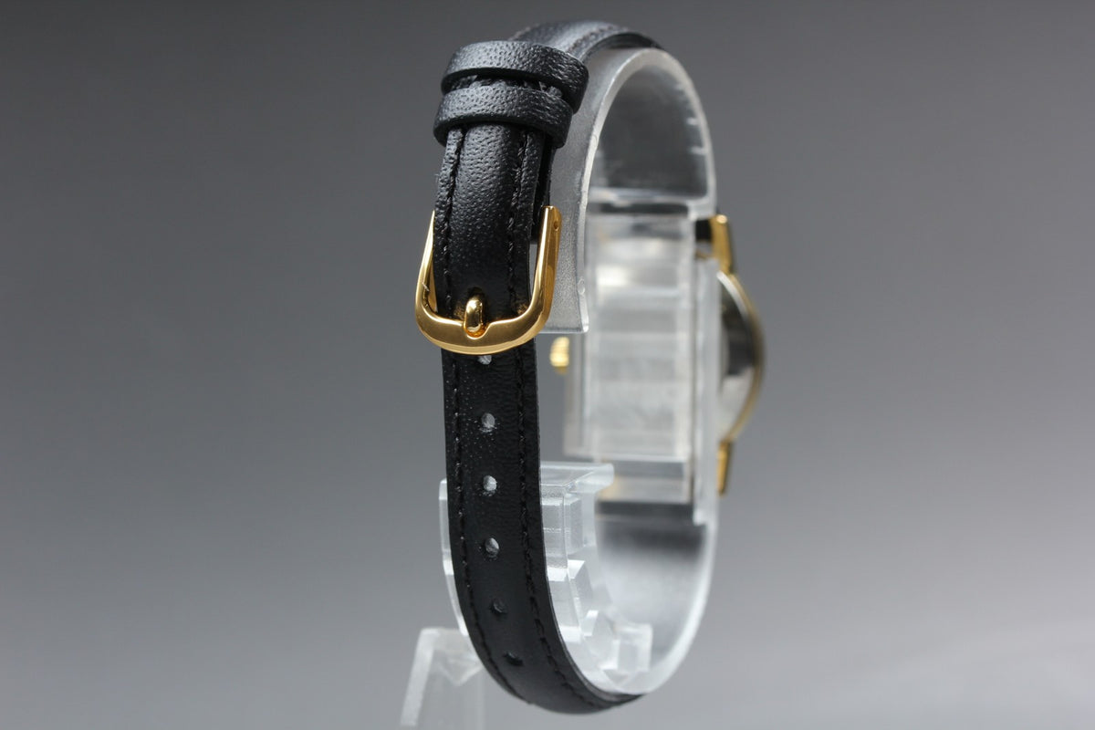 1978 Near MINT OMEGA Geneve 21mm 511.0411 Manual Gold Dial Women's Watch Vintage