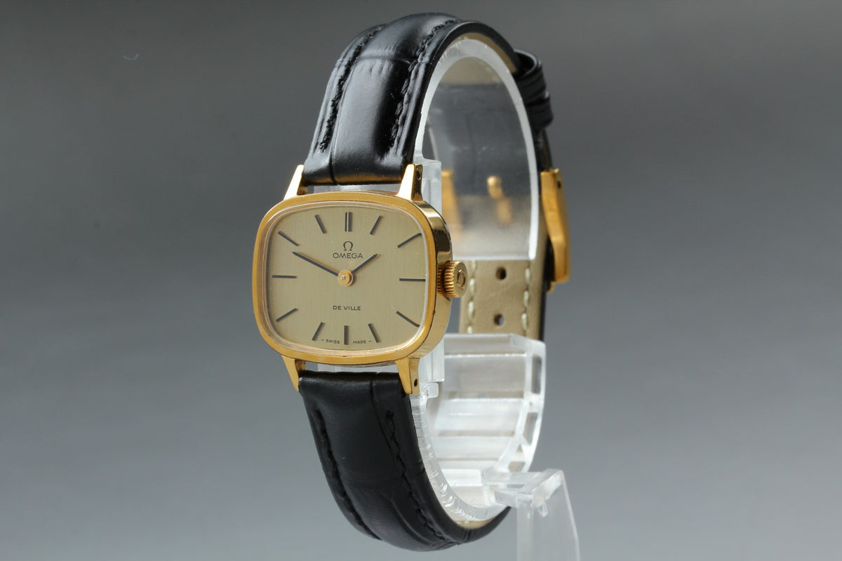 1978 Near MINT OMEGA De Ville 24mm 511.0413 Manual Gold Dial Women's Vintage