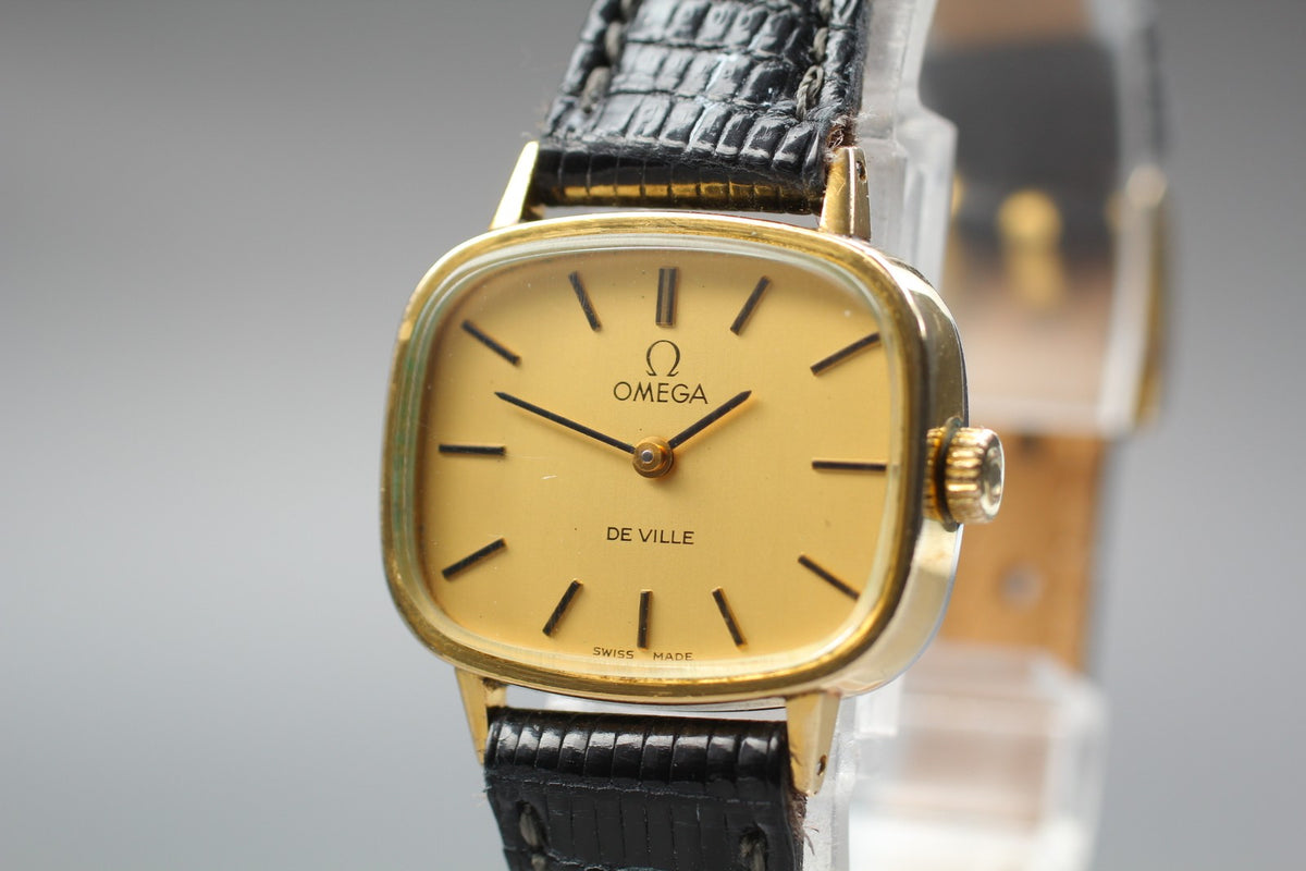 1975 Near MINT OMEGA De Ville 24mm 511.413 Manual Gold Dial Women's Vintage