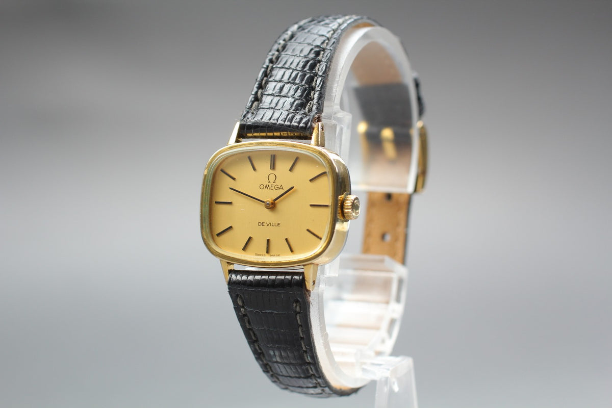 1975 Near MINT OMEGA De Ville 24mm 511.413 Manual Gold Dial Women's Vintage