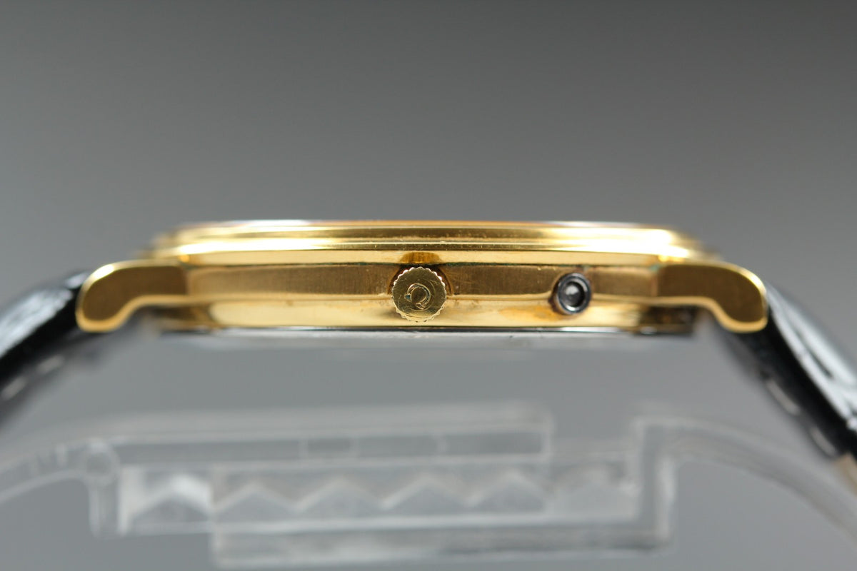 1979 Near MINT OMEGA Constellation Chronometer 35mm 198.0126 Quartz Gold Men's
