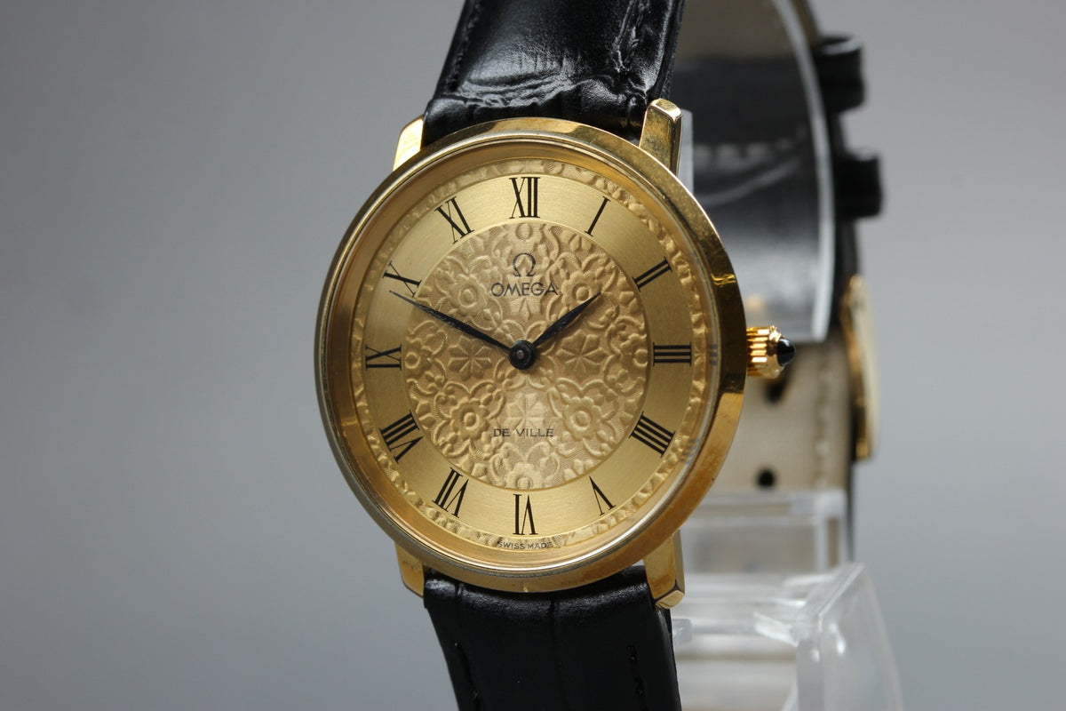 1972 Near MINT OMEGA De Ville 33mm 111.0107 Manual Gold Floral Dial Men Vintage