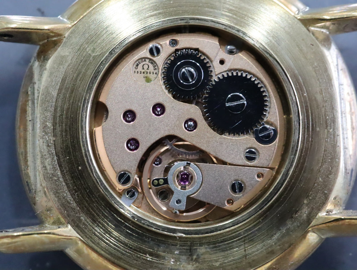 1972 Near MINT OMEGA De Ville 33mm 111.0107 Manual Gold Floral Dial Men Vintage