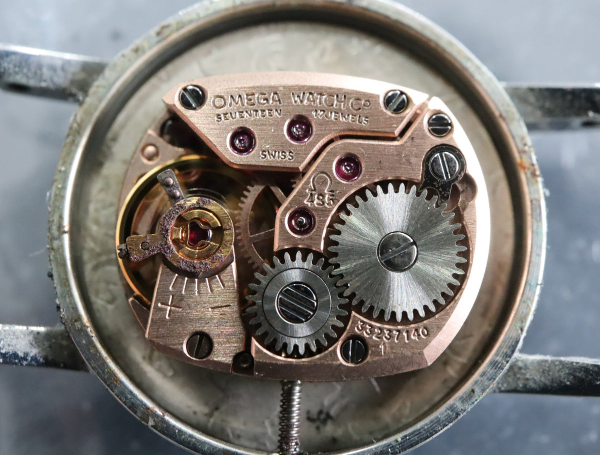 1971 Near MINT OMEGA Geneve 20mm 511.346 Manual Silver Dial Women's Vintage