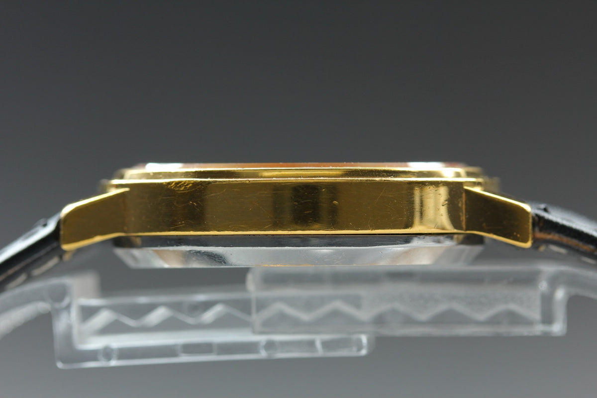 1977 Near MINT OMEGA De Ville 32mm 162.0063 Automatic Gold Dial Men's Vintage