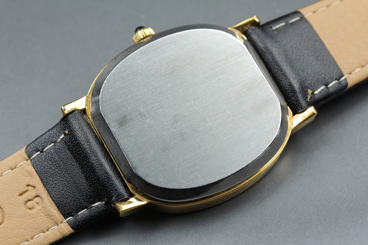 1977 Near MINT OMEGA De Ville 32mm 162.0063 Automatic Gold Dial Men's Vintage
