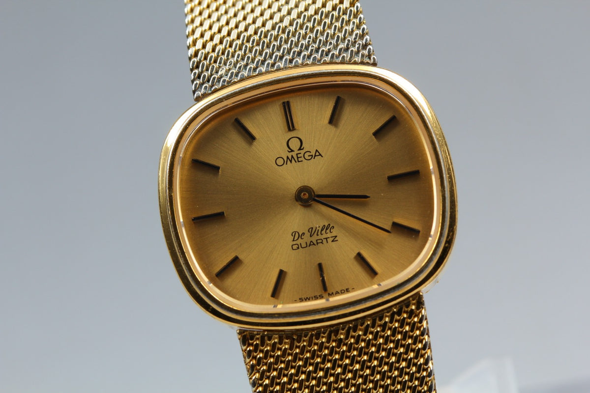 1979 Near MINT OMEGA De Ville 25mm 591.059 Quartz Gold Dial Women's Vintage