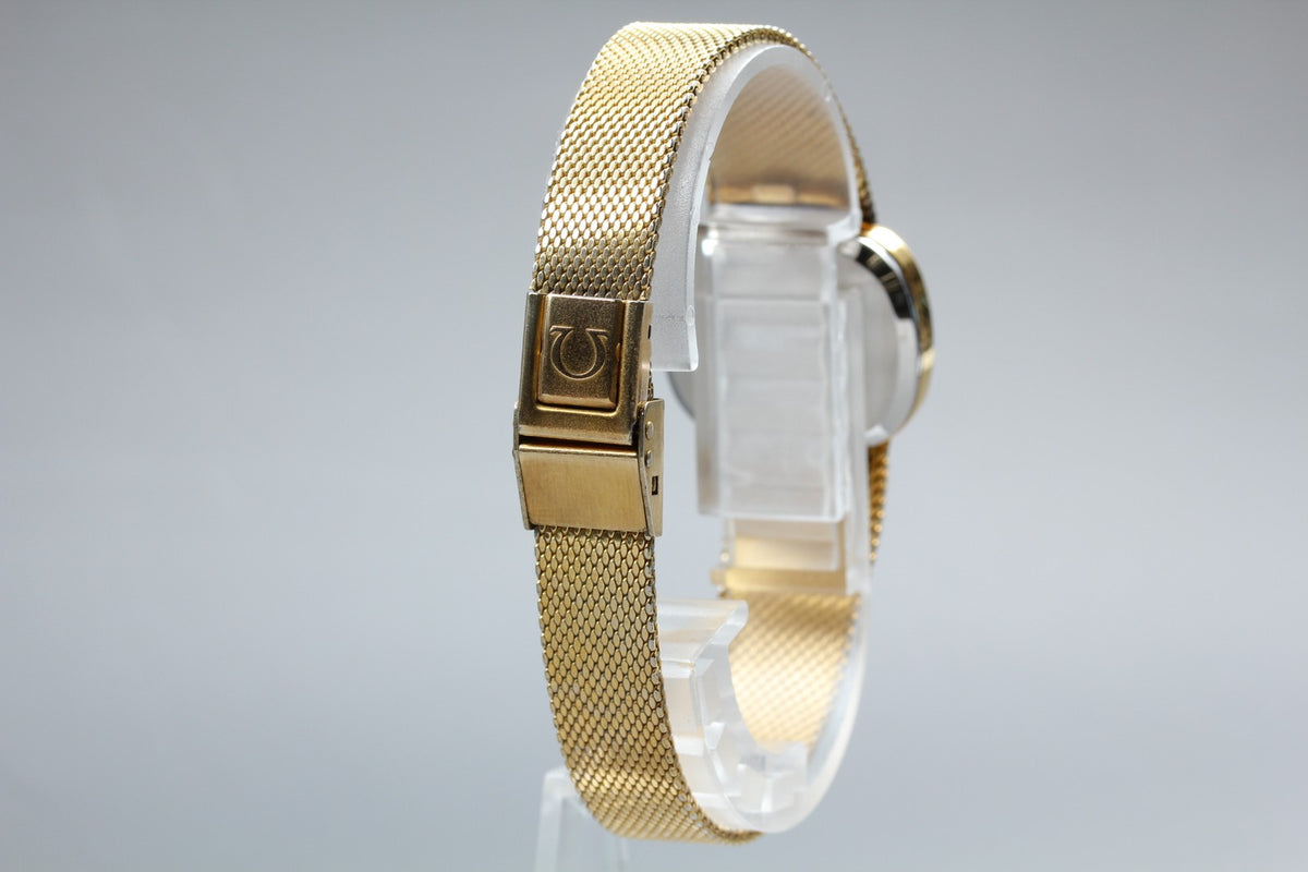1979 Near MINT OMEGA De Ville 25mm 591.059 Quartz Gold Dial Women's Vintage