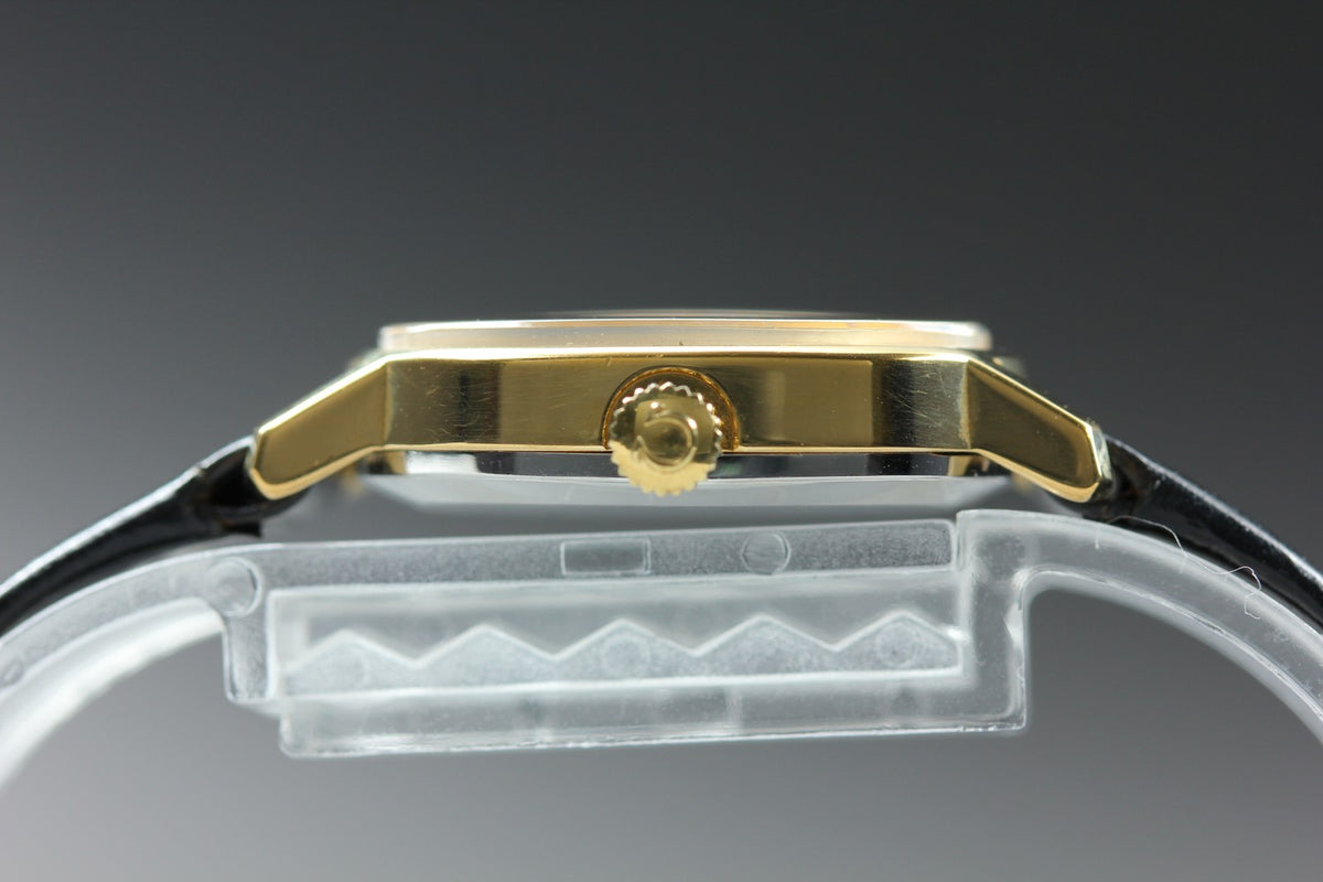 1975 Near MINT OMEGA De Ville 21mm 511.0509 Manual Gold Dial Women's Vintage