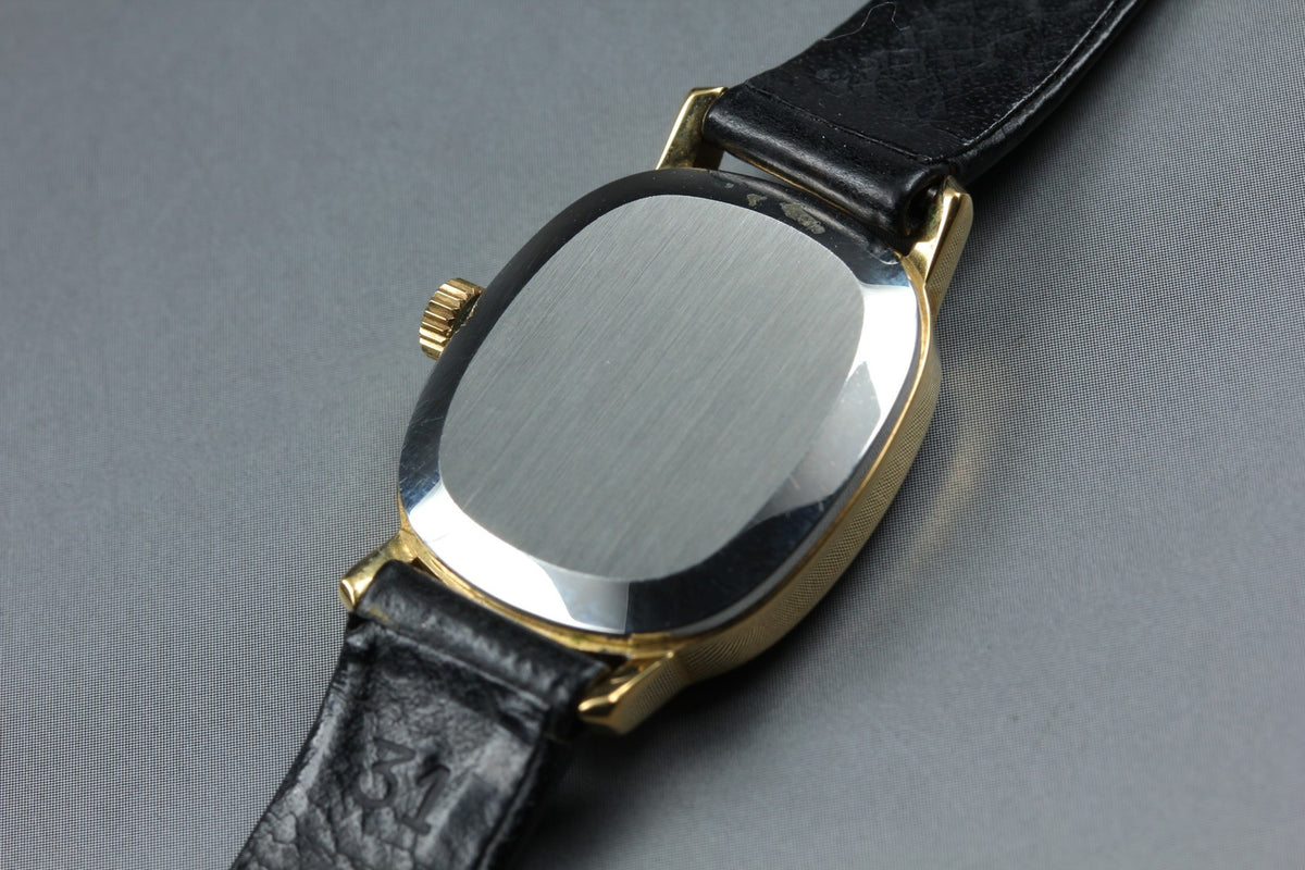 1975 Near MINT OMEGA De Ville 21mm 511.0509 Manual Gold Dial Women's Vintage