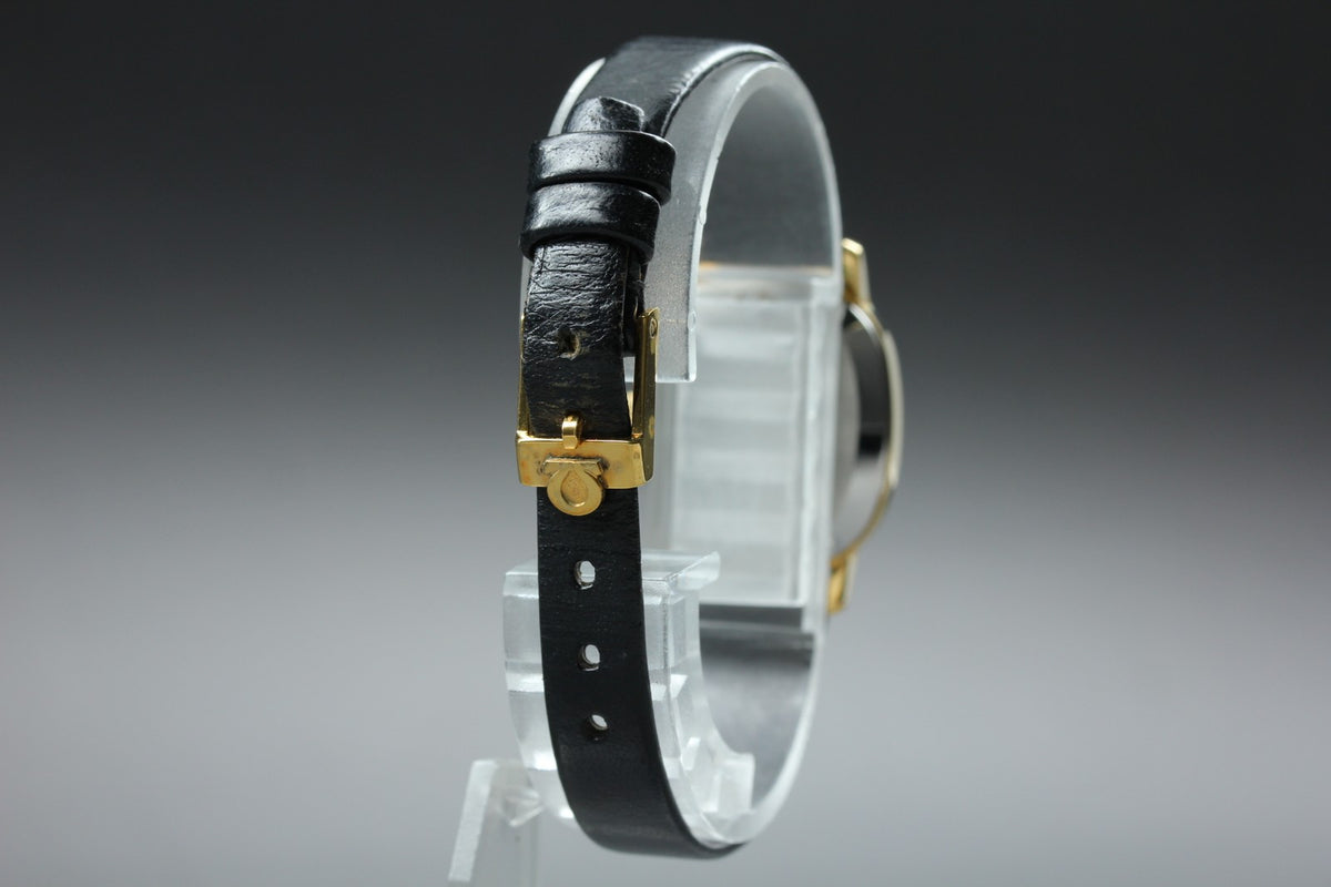 1975 Near MINT OMEGA De Ville 21mm 511.0509 Manual Gold Dial Women's Vintage