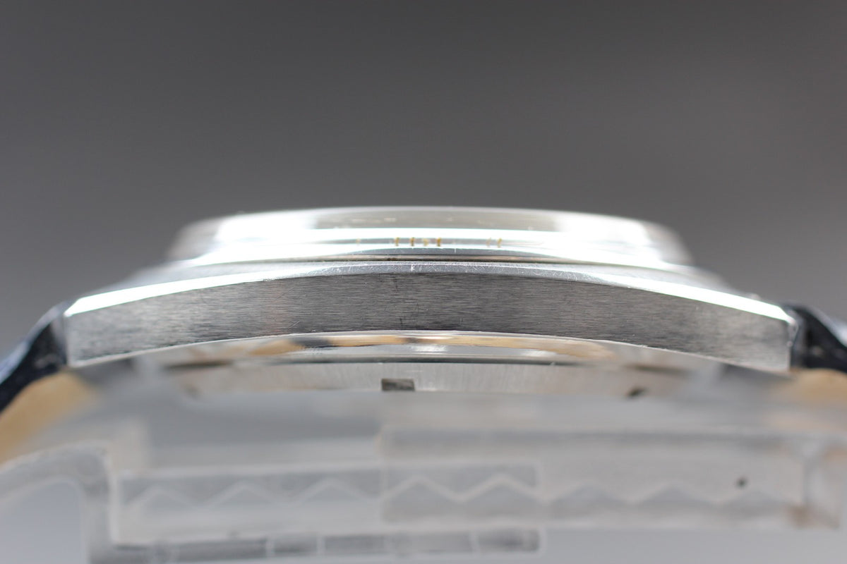 1970 Near MINT OMEGA Constellation Chronometer f300Hz 38mm 198.002 Quartz Men's