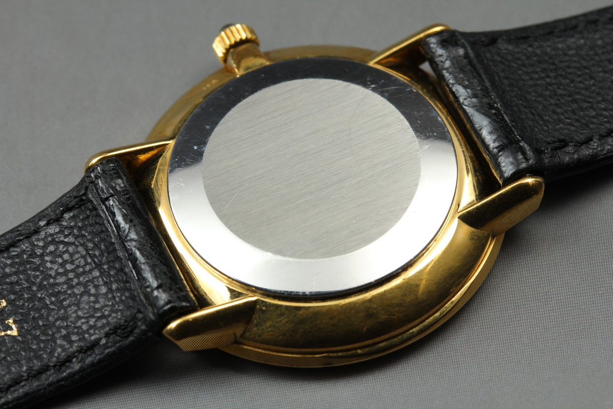 1977 Near MINT OMEGA De Ville 33mm 111.0107 Manual Gold Dial Men's Watch Vintage