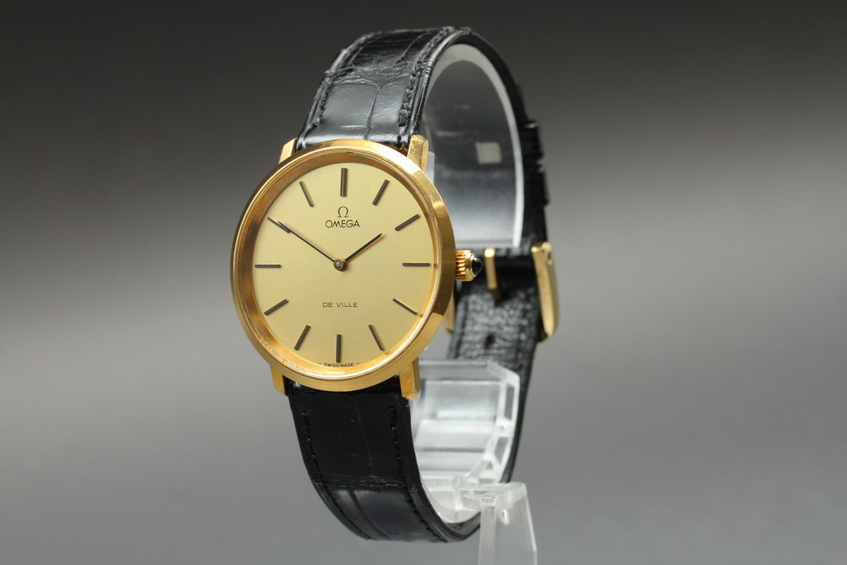 1977 Near MINT OMEGA De Ville 33mm 111.0107 Manual Gold Dial Men's Watch Vintage