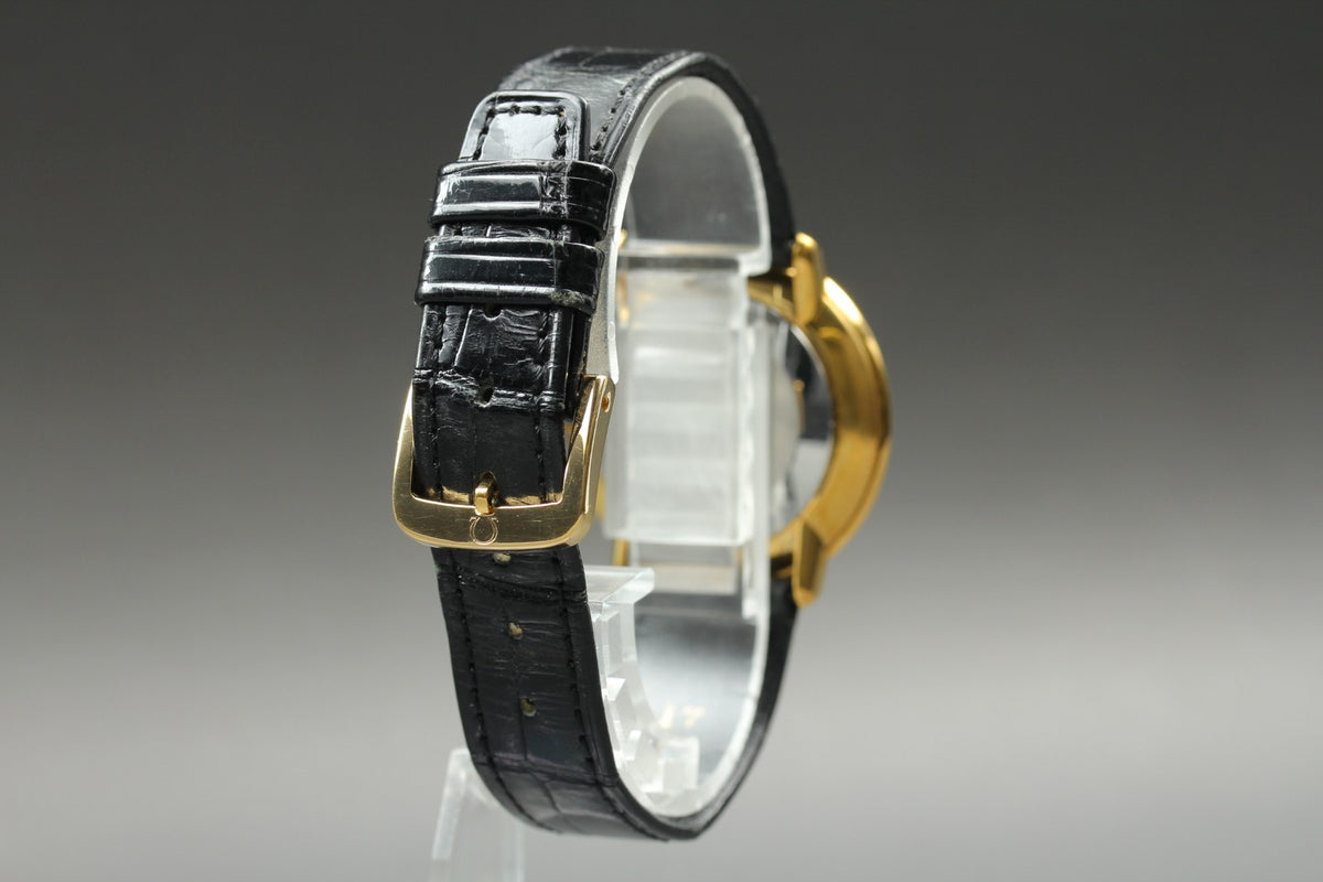 1977 Near MINT OMEGA De Ville 33mm 111.0107 Manual Gold Dial Men's Watch Vintage