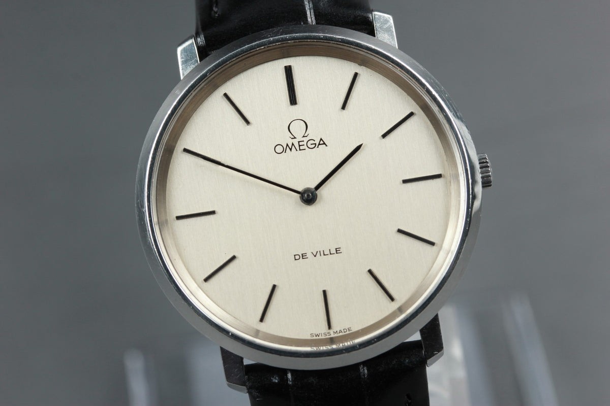 1973 Near MINT OMEGA De Ville 33mm 111.0107 Manual Silver Dial Men's Vintage