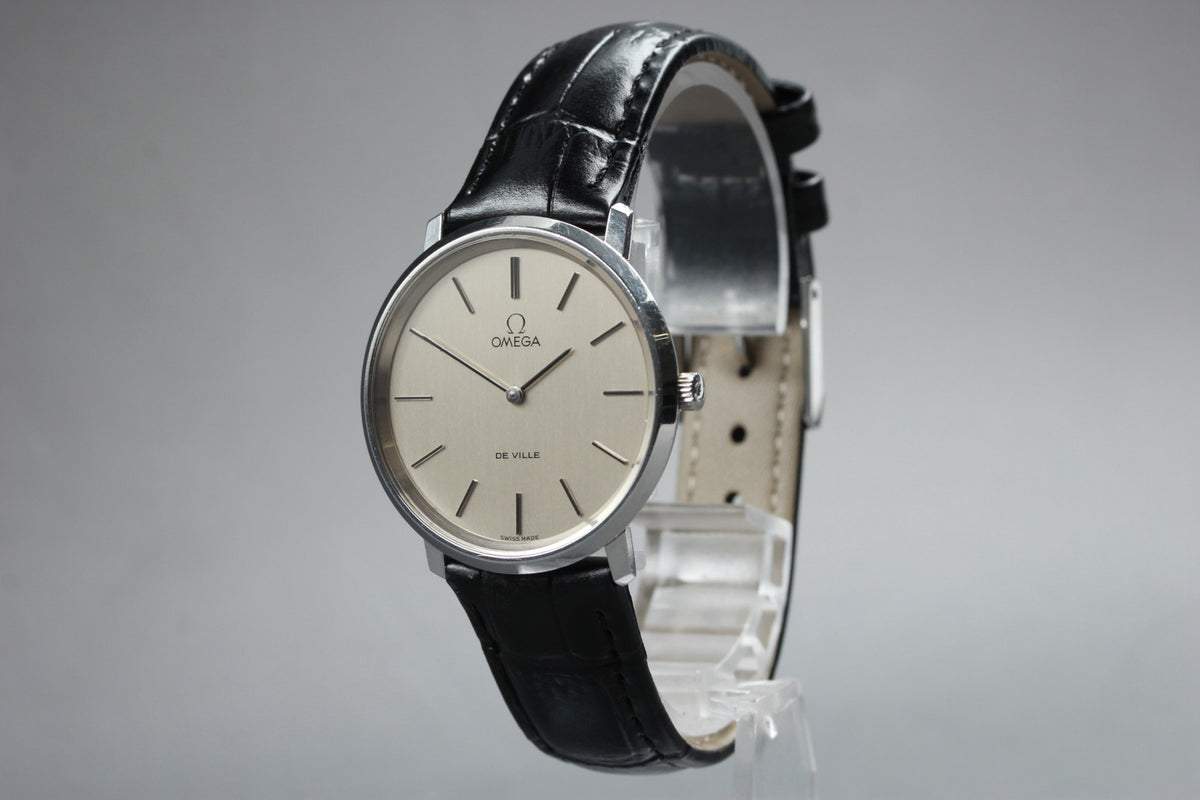 1973 Near MINT OMEGA De Ville 33mm 111.0107 Manual Silver Dial Men's Vintage