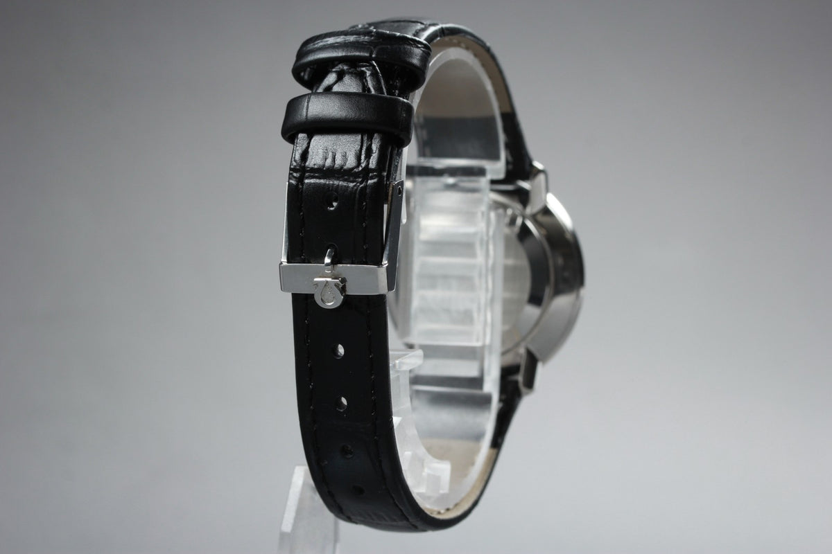 1973 Near MINT OMEGA De Ville 33mm 111.0107 Manual Silver Dial Men's Vintage