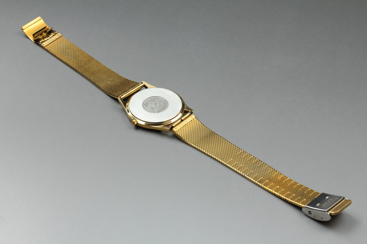 1984 Near MINT OMEGA Seamaster 33mm 196.0251 Quartz Gold Roman Dial Men Vintage