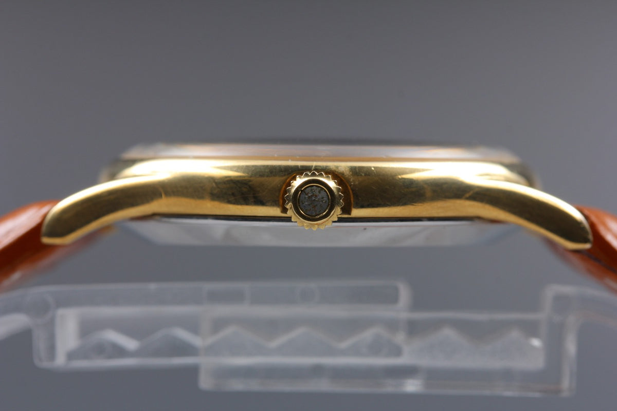1977 Near MINT/Box, Paper OMEGA De Ville 31mm 191.0072 Quartz Gold Men's Vintage