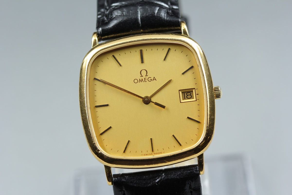 Near MINT OMEGA De Ville 30mm 196.0317 Quartz Gold Dial Men's Watch Vintage