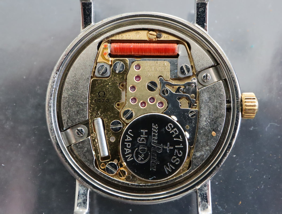 1993 Near MINT OMEGA De Ville 23mm 595.1111 Quartz Gold Dial Women's Vintage