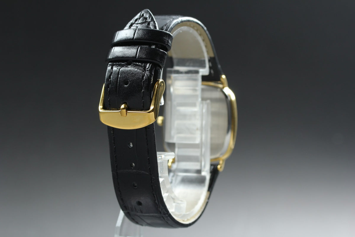 Near MINT OMEGA De Ville 30mm 196.0317 Quartz Gold Dial Men's Watch Vintage